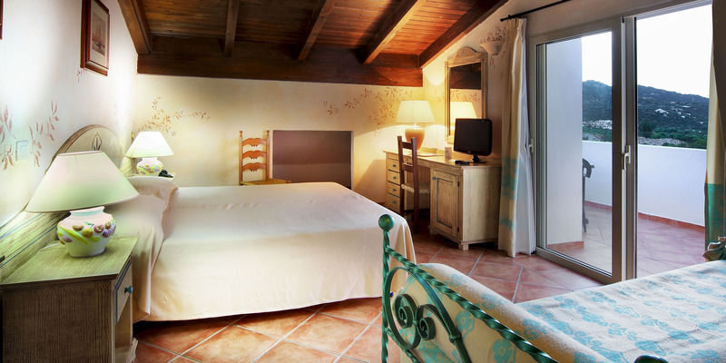 Colonna Beach Hotel Marinella Marinella  Ngoại thất bức ảnh