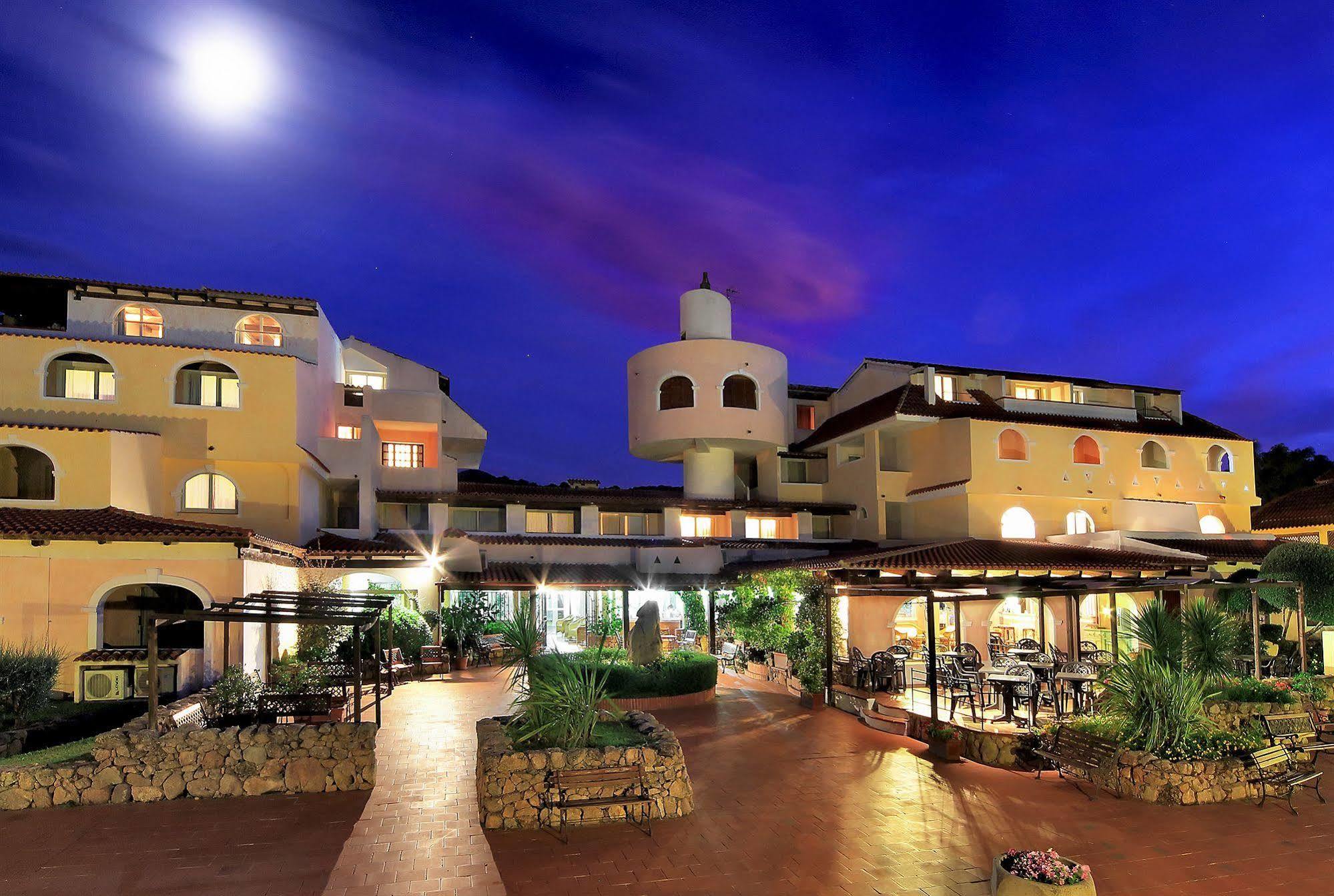 Colonna Beach Hotel Marinella Marinella  Ngoại thất bức ảnh